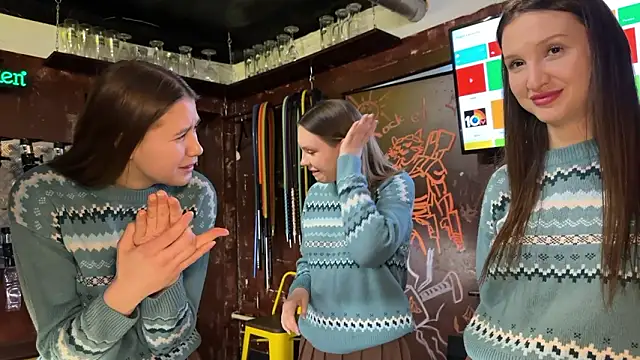 Snapshot of dirtypub chatting on 02.01.26 dirtypub online show from 02.01.26