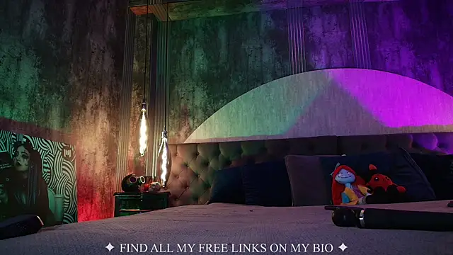 Charlotte Germanotta  online show from 01.13.26