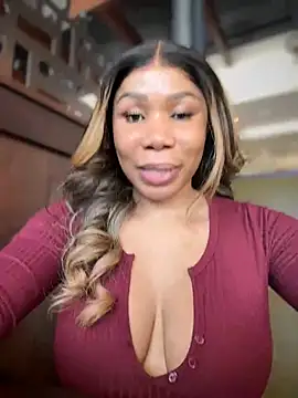 Snapshot of Belle___ chatting on 01.17.25 Belle online show from 01.17.25