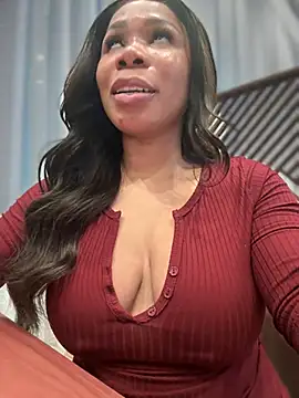 Snapshot of Belle___ chatting on 02.09.25 Belle online show from 02.09.25