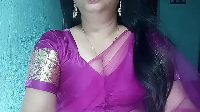 Snapshot of YourModhu chatting on 04.17.26 YourModhu online show from 04.17.26