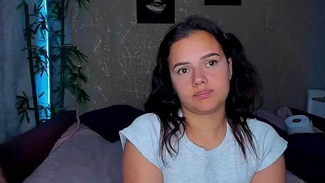 Shyfantasies online show from 03.07.25