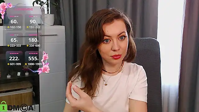 Snapshot of GirlfriendNina chatting on 02.26.25 GirlfriendNina online show from 02.26.25