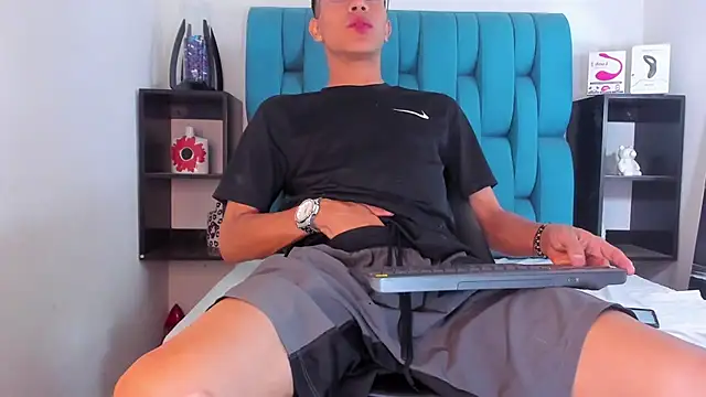 AlanNaughty online show from 01.19.25