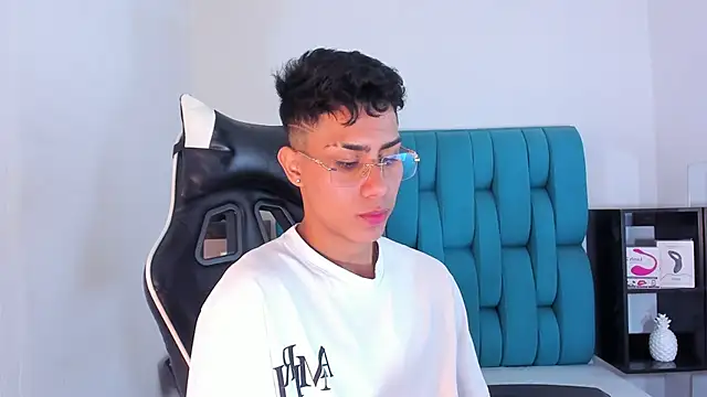 AlanNaughty online show from 02.09.25