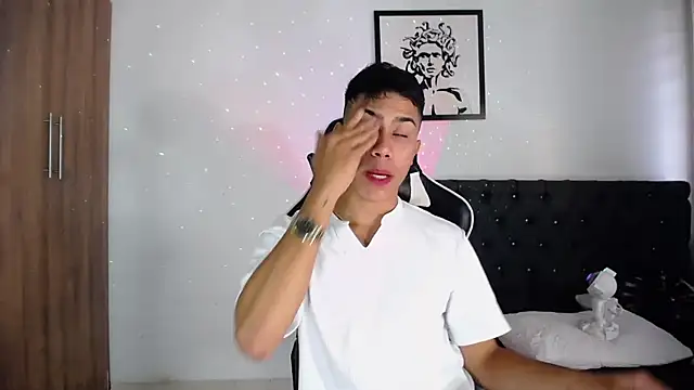 AlanNaughty online show from 11.06.25