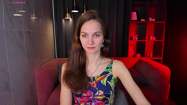 Snapshot of MirandaGlow chatting on 03.21.25 MirandaGlow online show from 03.21.25