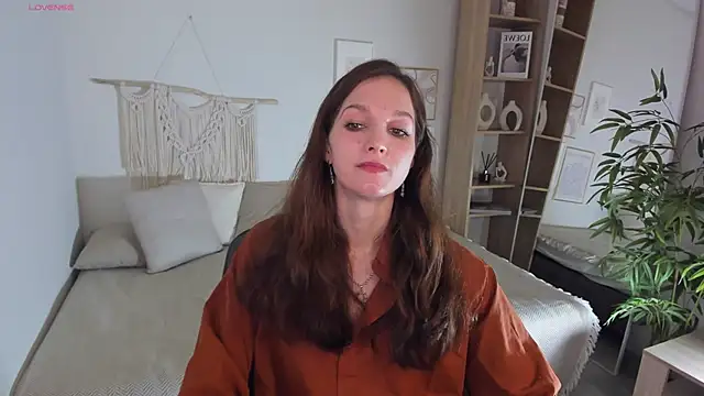 MirandaGlow online show from 01.06.26