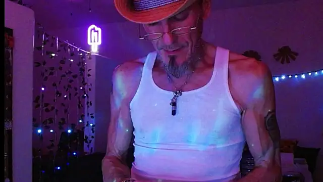 Snapshot of mycock2474u chatting on 03.06.25 mycock2474u online show from 03.06.25