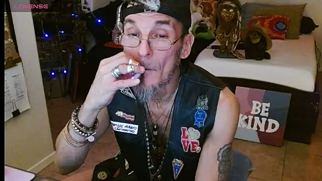 Snapshot of mycock2474u chatting on 03.21.25 mycock2474u online show from 03.21.25