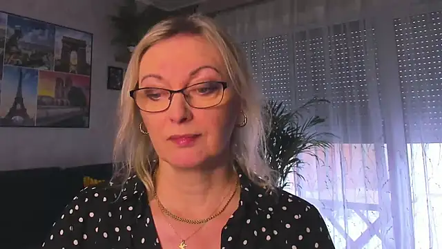 vanessa chat online show from 02.05.26