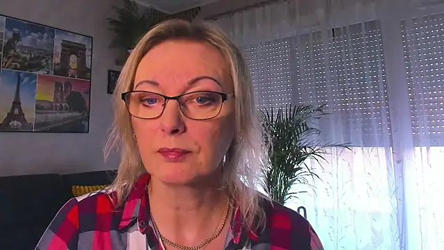 vanessa chat online show from 03.17.26