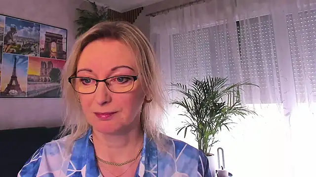 vanessa chat online show from 03.31.26