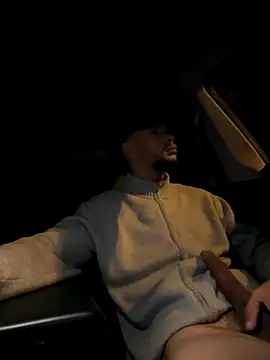 Snapshot of Lionayowe chatting on 11.08.25 Lionayowe online show from 11.08.25