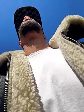 Snapshot of Lionayowe chatting on 03.02.26 Lionayowe online show from 03.02.26