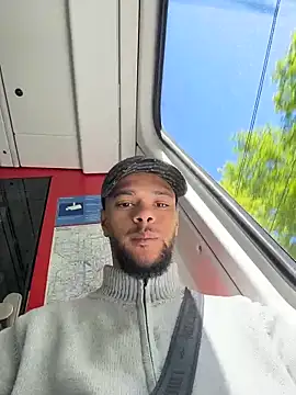 Lionayowe online show from 04.29.26