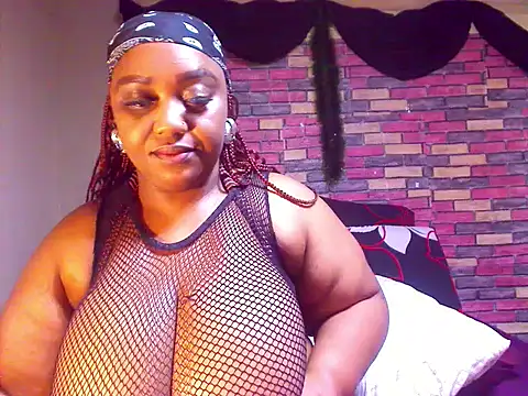 Snapshot of BustySavita chatting on 02.28.25 BustySavita online show from 02.28.25