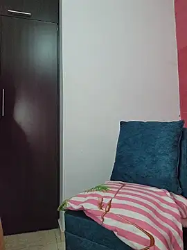 lissglow online show from 11.25.25