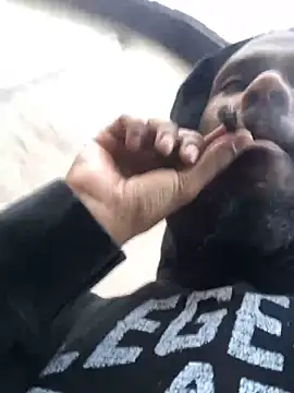 Snapshot of iAmNukka187 chatting on 12.21.24 iAmNukka187 online show from 12.21.24