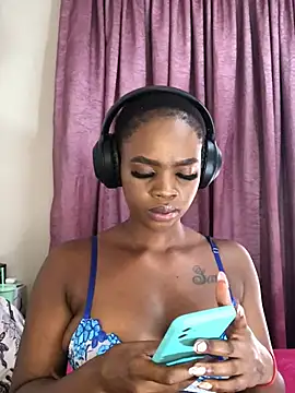 LuciousLips96 online show from 03.10.25