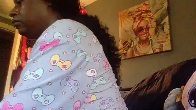 Snapshot of msdeedee chatting on 09.20.25 msdeedee online show from 09.20.25