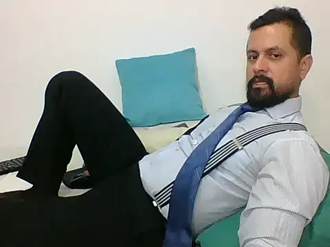 TRIISTAN KING10 online show from 01.17.25