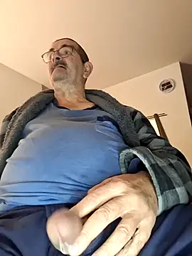 Snapshot of silvio-aus-luzern-CH chatting on 12.28.24 silvio-aus-luzern-CH online show from 12.28.24