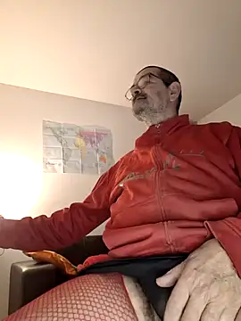 Snapshot of silvio-aus-luzern-CH chatting on 01.04.25 silvio-aus-luzern-CH online show from 01.04.25