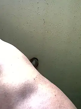 Snapshot of Tristris100 chatting on 12.08.24 Tristris100 online show from 12.08.24