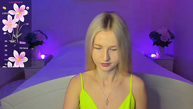 AnnaCarrera online show from 11.04.25