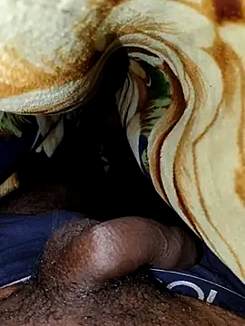 Snapshot of Anjalikanahiya chatting on 12.15.25 Anjalikanahiya online show from 12.15.25