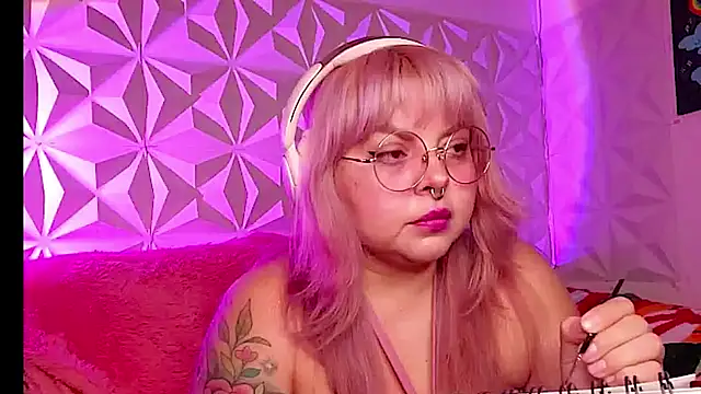 Satyn doll online show from 01.18.26