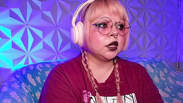 Satyn doll online show from 05.01.26