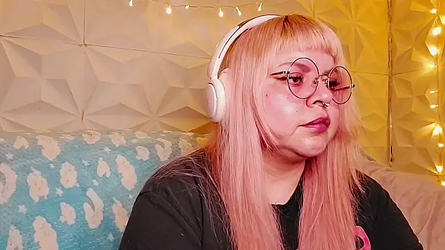 Satyn doll online show from 05.19.26