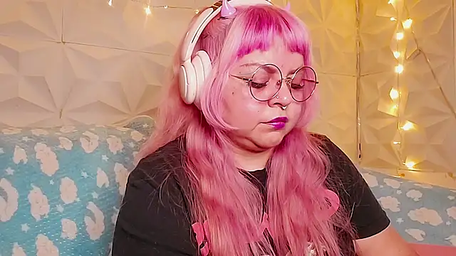 Satyn doll online show from 05.24.26