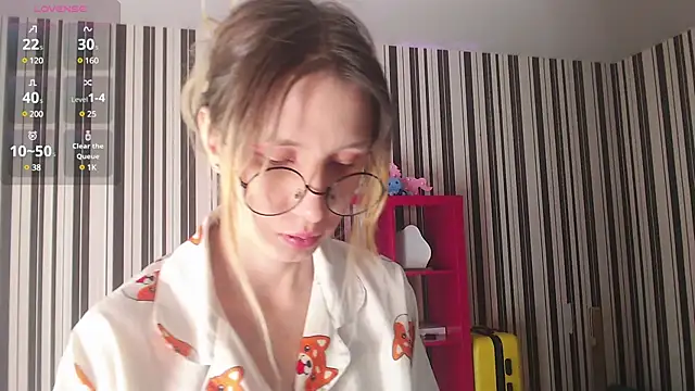  Hanna Moon  online show from 12.13.24