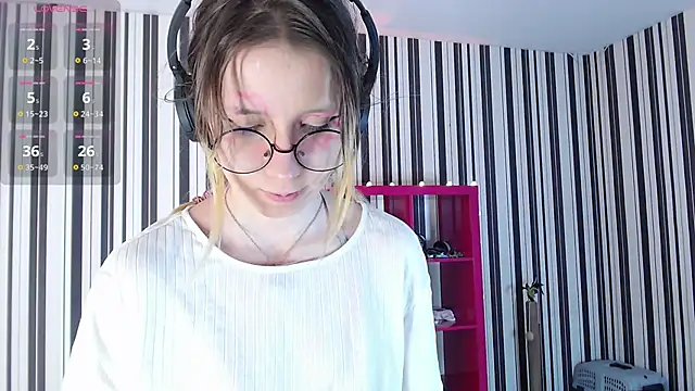  Hanna Moon  online show from 02.08.25