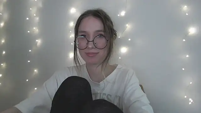  Hanna Moon  online show from 11.30.25