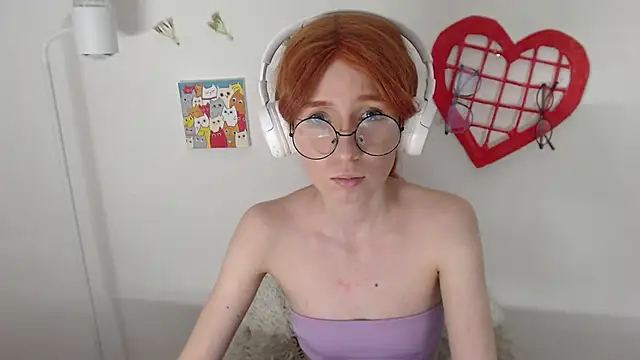 Snapshot of _Hanna_Moon_ chatting on 06.04.26 Hanna Moon online show from 06.04.26