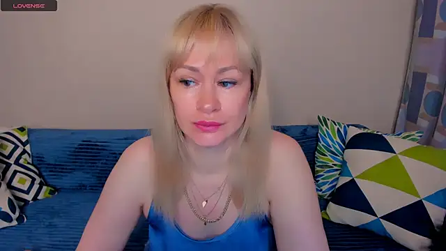 EllenMoore online show from 06.17.26
