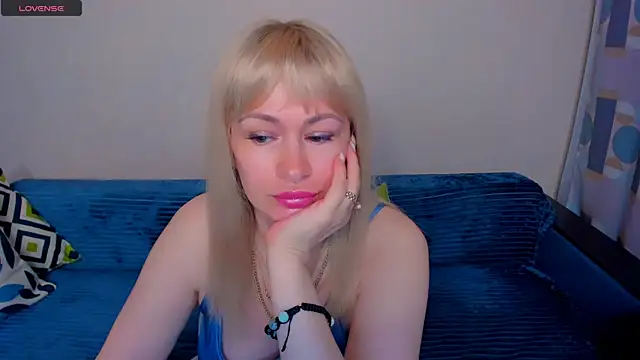 EllenMoore online show from 07.05.26