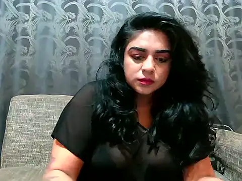 Snapshot of indianishkq7 chatting on 12.16.24 indianishkq7 online show from 12.16.24