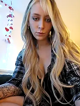 LilyOrion online show from 02.25.25