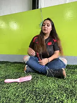 milly cruz online show from 06.12.26