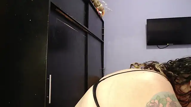 ANGELIQUE KLANE online show from 02.20.25