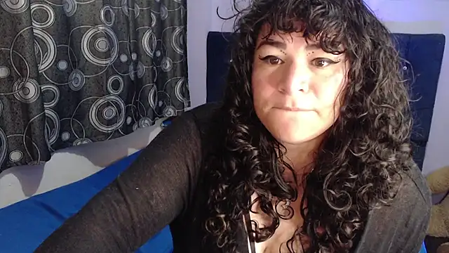 Snapshot of ANGELIQUE_KLANE chatting on 07.01.26 ANGELIQUE KLANE online show from 07.01.26