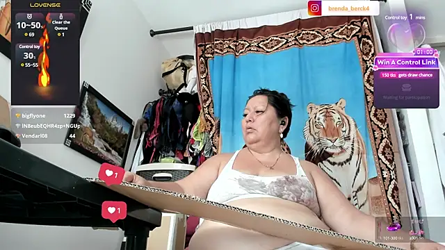 Snapshot of Brenda_Berck_ chatting on 03.04.25 Brenda Berck online show from 03.04.25