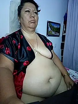 Snapshot of Brenda_Berck_ chatting on 10.29.25 Brenda Berck online show from 10.29.25