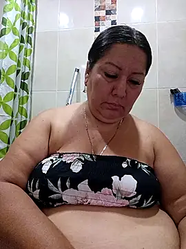 Snapshot of Brenda_Berck_ chatting on 11.14.25 Brenda Berck online show from 11.14.25