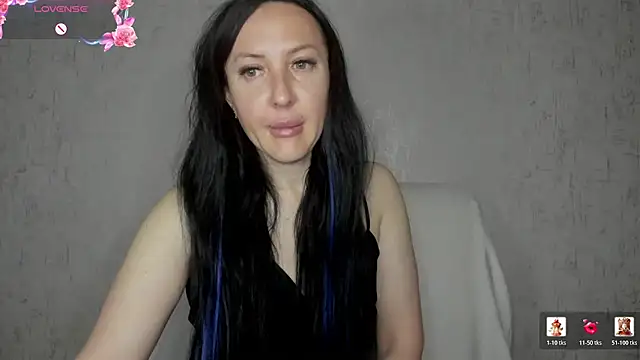 MissGulia online show from 05.15.26